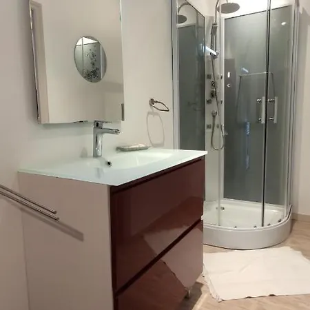 Domaine De L'hotel Au Franc 3*