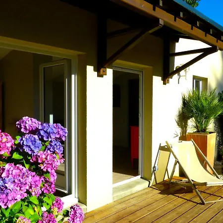 Bed & Breakfast Domaine De L'hotel Au Franc